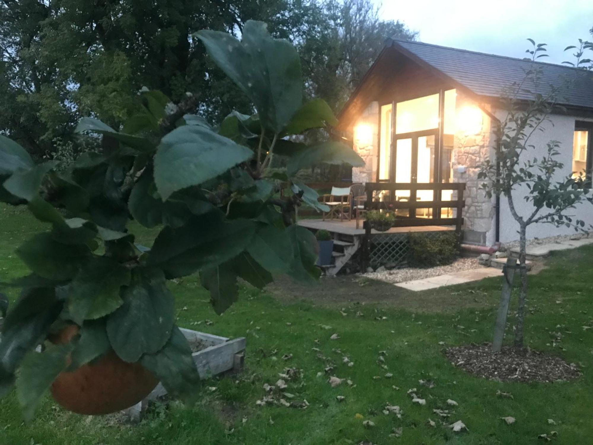 The Stables Near Glasgow Balmore 外观 照片